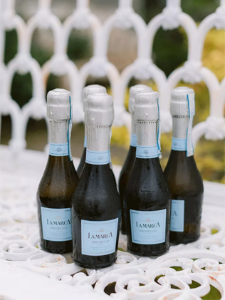 Чем заменить башню с шампанским: модные напитки для свадьбы