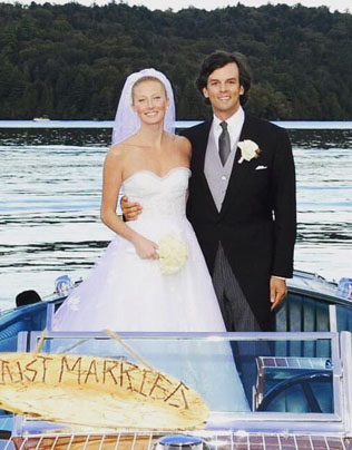 Самые культовые свадебные платья Oscar de la Renta, которые носили знаменитости