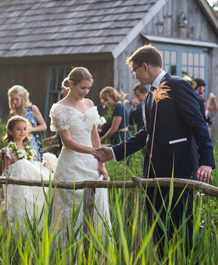 Самые культовые свадебные платья Oscar de la Renta, которые носили знаменитости