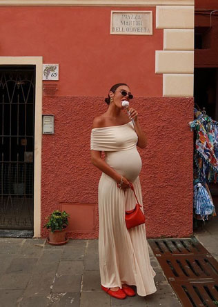 Как выбрать свадебное платье для беременной: основные советы 