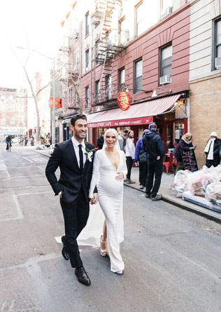 Как выбрать свадебное платье для беременной: основные советы 