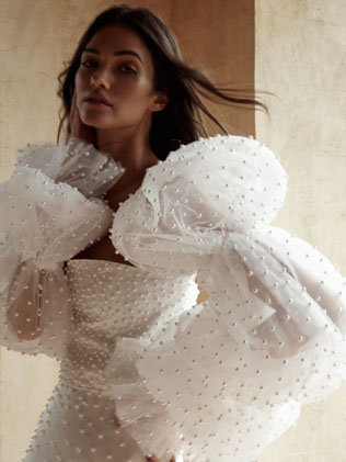 Самые стильные свадебные платья 2024 года