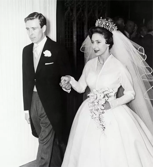 Тиары королевских особ