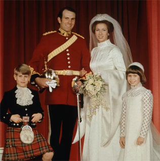 Тиары королевских особ