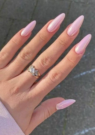 Топ-5 трендов свадебного маникюра 2024 года 