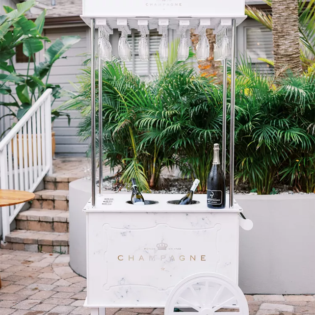 Свадебная еда и напитки