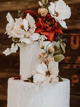 10 самых легендарных свадебных тортов знаменитостей