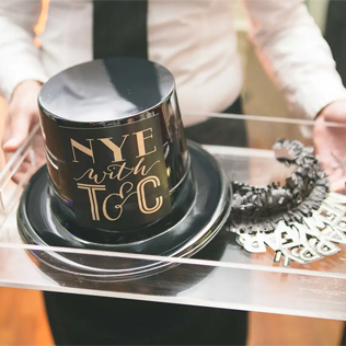 Новогодние шляпы и рожки