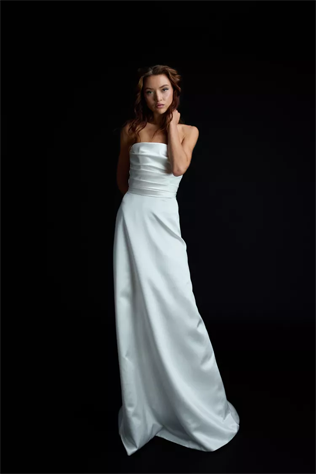 Кружево в тренде: платья для смелых невест 