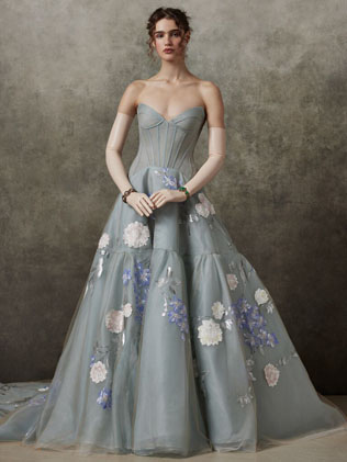 Тренды свадебных платьев 2025 года 