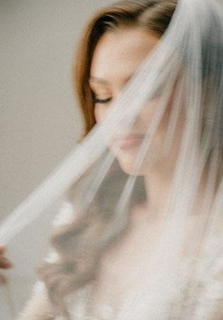 Тренд на размытые свадебные фотографии