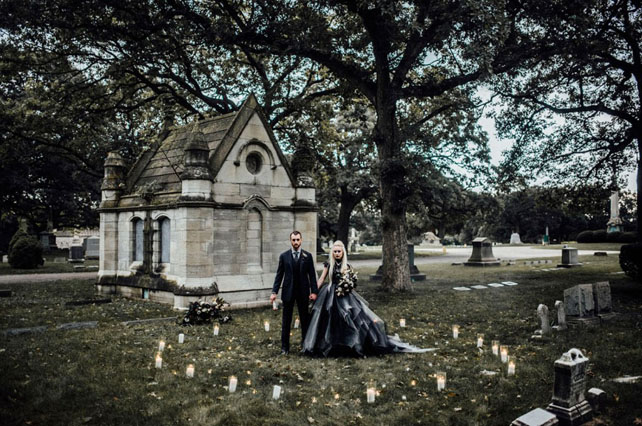 Свадьба в стиле Хэллоуин: когда любовь встречается с мистикой 