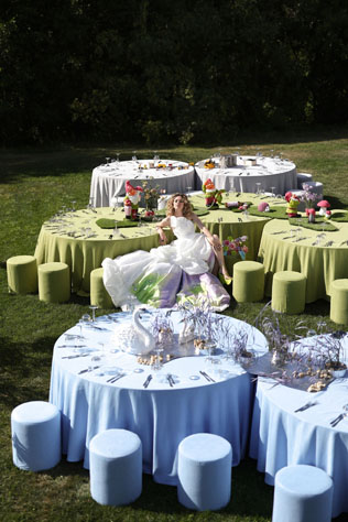 Уникальная свадебная церемония в стиле «кибер-сюрреализм» 