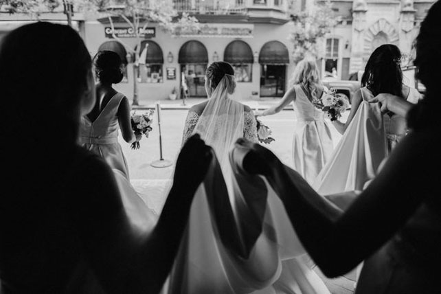 Бумеры и зумеры свадьба