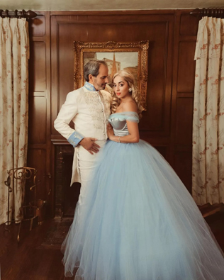 Страшно красиво: 25 идей костюмов на Хеллоуин для пар в 2022 году 