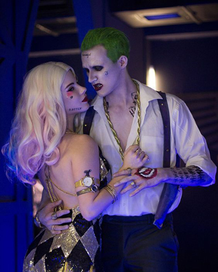 Страшно красиво: 25 идей костюмов на Хеллоуин для пар в 2022 году 