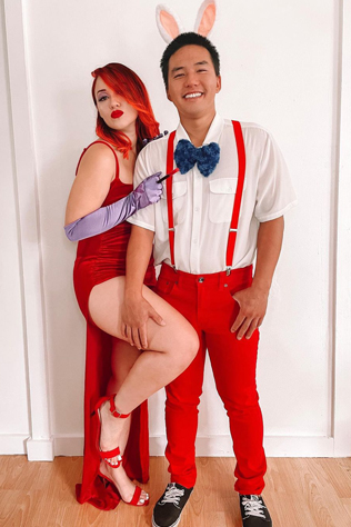 Страшно красиво: 25 идей костюмов на Хеллоуин для пар в 2022 году 