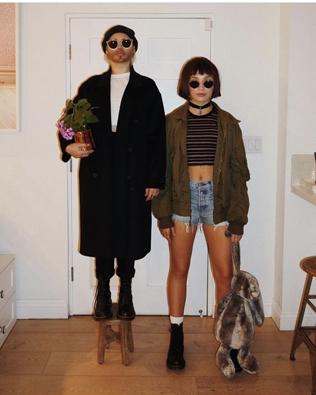 Страшно красиво: 25 идей костюмов на Хеллоуин для пар в 2022 году 