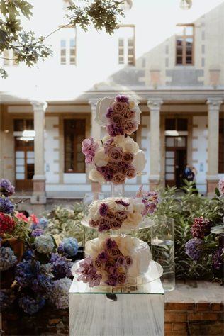 Фиолетовый свадебный торт: 30 идей поразительного оформления 