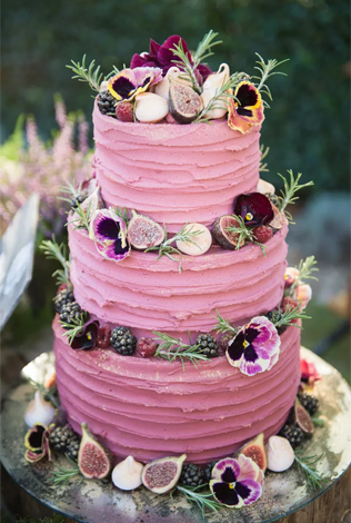 Фиолетовый свадебный торт: 30 идей поразительного оформления 