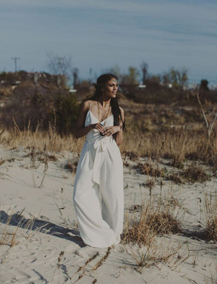 Свадебный стиль: 30 комбинезонов для невест 