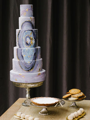 30 «мраморных» свадебных тортов  