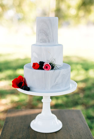 30 «мраморных» свадебных тортов  