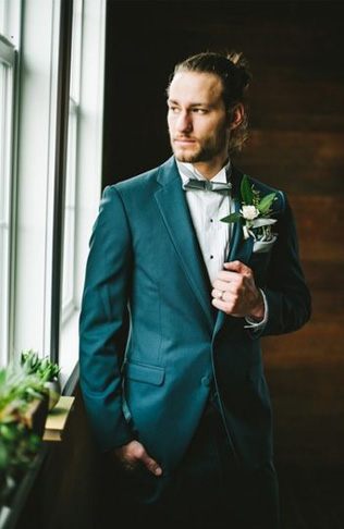 Самураи на свадьбе: 30 мужских причесок-пучков 