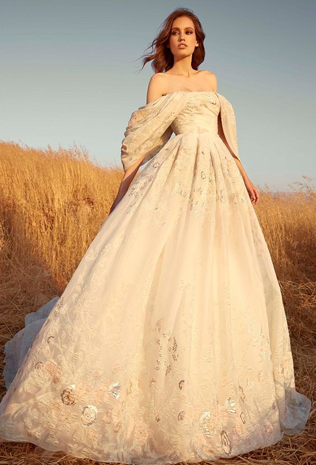 30 свадебных платьев, вдохновленных свадебным образом королевы Шарлотты из «Бриджертонов» 