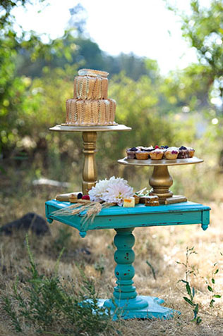 35 свадебных тортов, украшенных перьями 