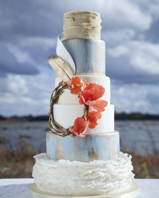 35 свадебных тортов, украшенных перьями 