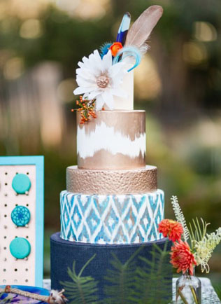 35 свадебных тортов, украшенных перьями 