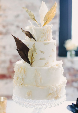 35 свадебных тортов, украшенных перьями 