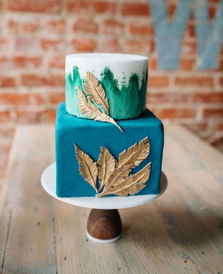 35 свадебных тортов, украшенных перьями 