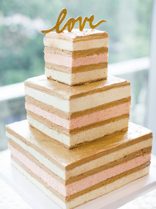 Сладкая геометрия: 36 квадратных свадебных тортов 
