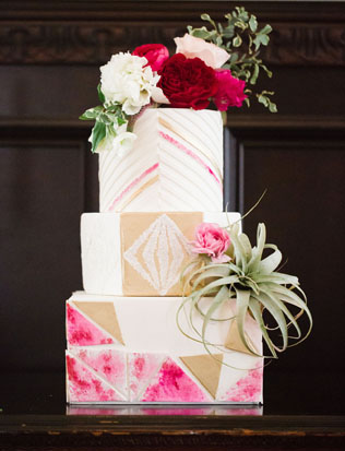 Сладкая геометрия: 36 квадратных свадебных тортов 