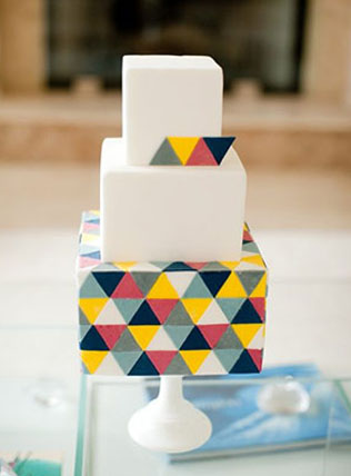 Сладкая геометрия: 36 квадратных свадебных тортов 
