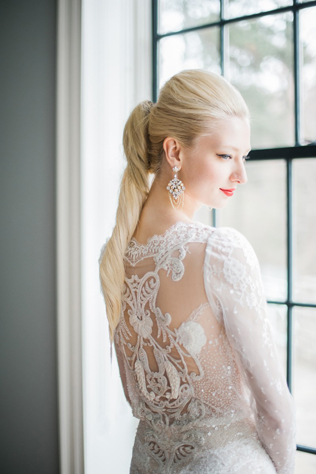 4 тренда для весеннего образа невесты 