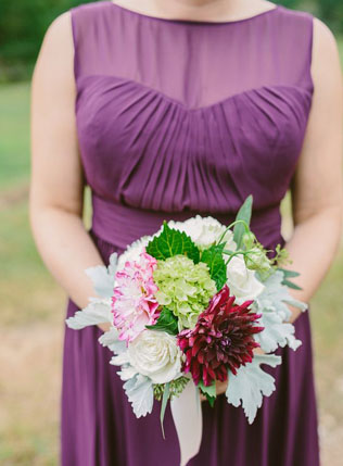 40 идей: сливовые оттенки для осенней свадьбы 