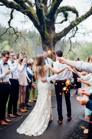 40 элегантных свадебных платьев со шлейфом 