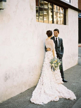 40 элегантных свадебных платьев со шлейфом 