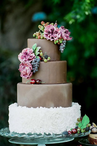 Для сладкоежек: 40 шоколадных свадебных тортов 