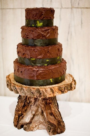 Для сладкоежек: 40 шоколадных свадебных тортов 