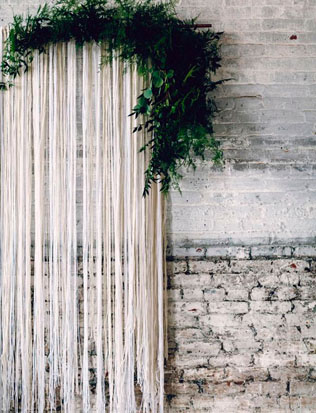 Свадебное вдохновение: 41 фон для церемонии в помещении 