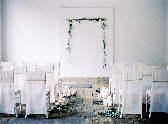 Свадебное вдохновение: 41 фон для церемонии в помещении 