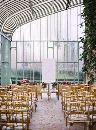 Свадебное вдохновение: 41 фон для церемонии в помещении 