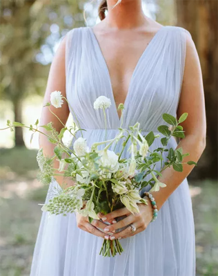 Букеты на весеннюю свадьбу: 42 трендовых идеи 