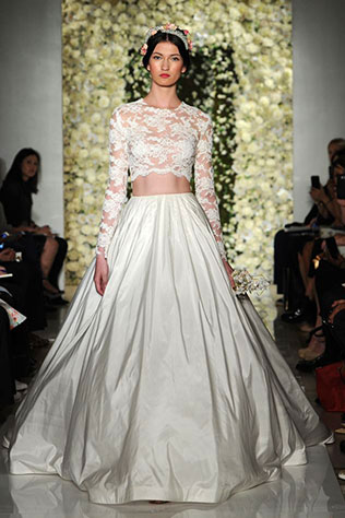 свадебное платье с длинными рукавами