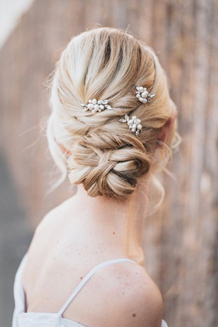 46 причесок для зимнего образа невесты 