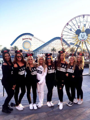 летний девичник в парке аттракционов 